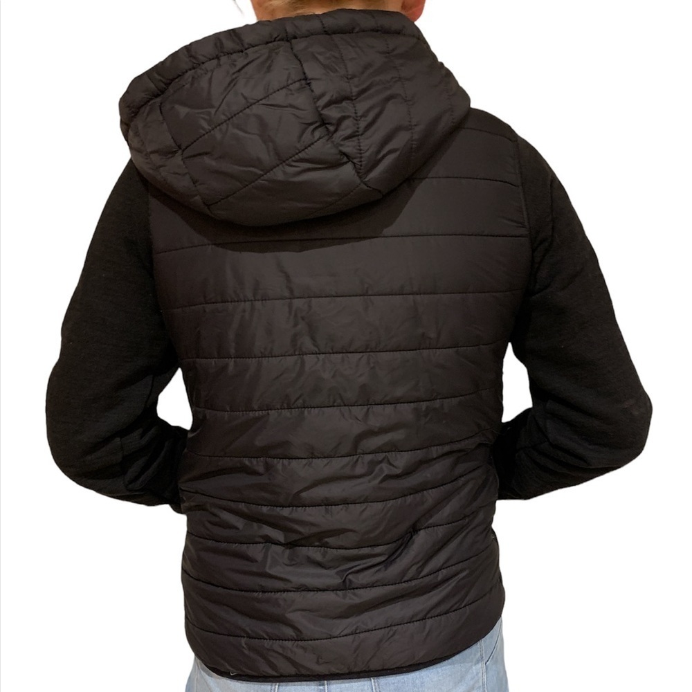 Roots Jacket - Picture 2 of 8